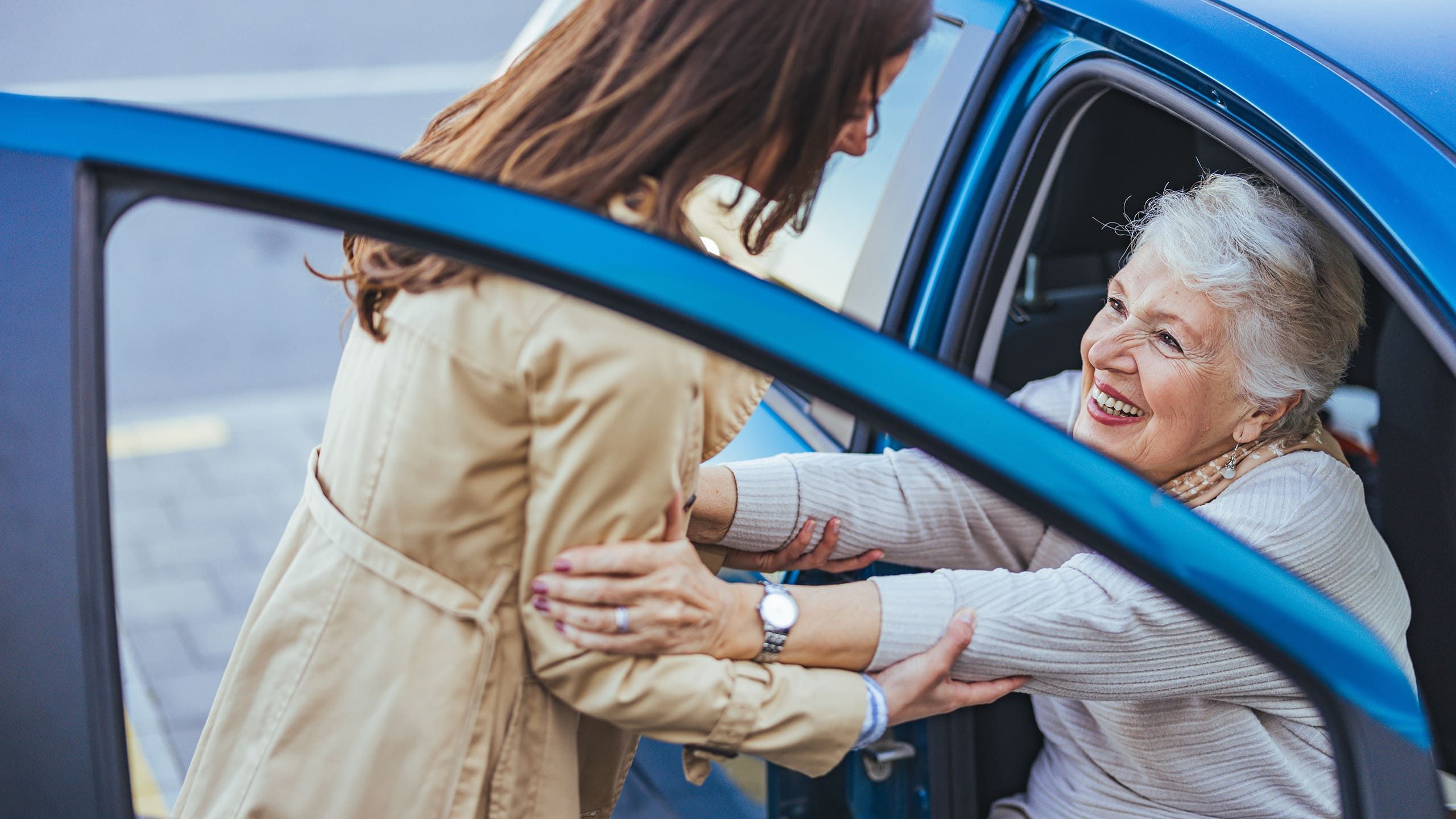 Transport, accompagnement de personne âgée à Cannes, Mandelieu, Mougins, Le Cannet